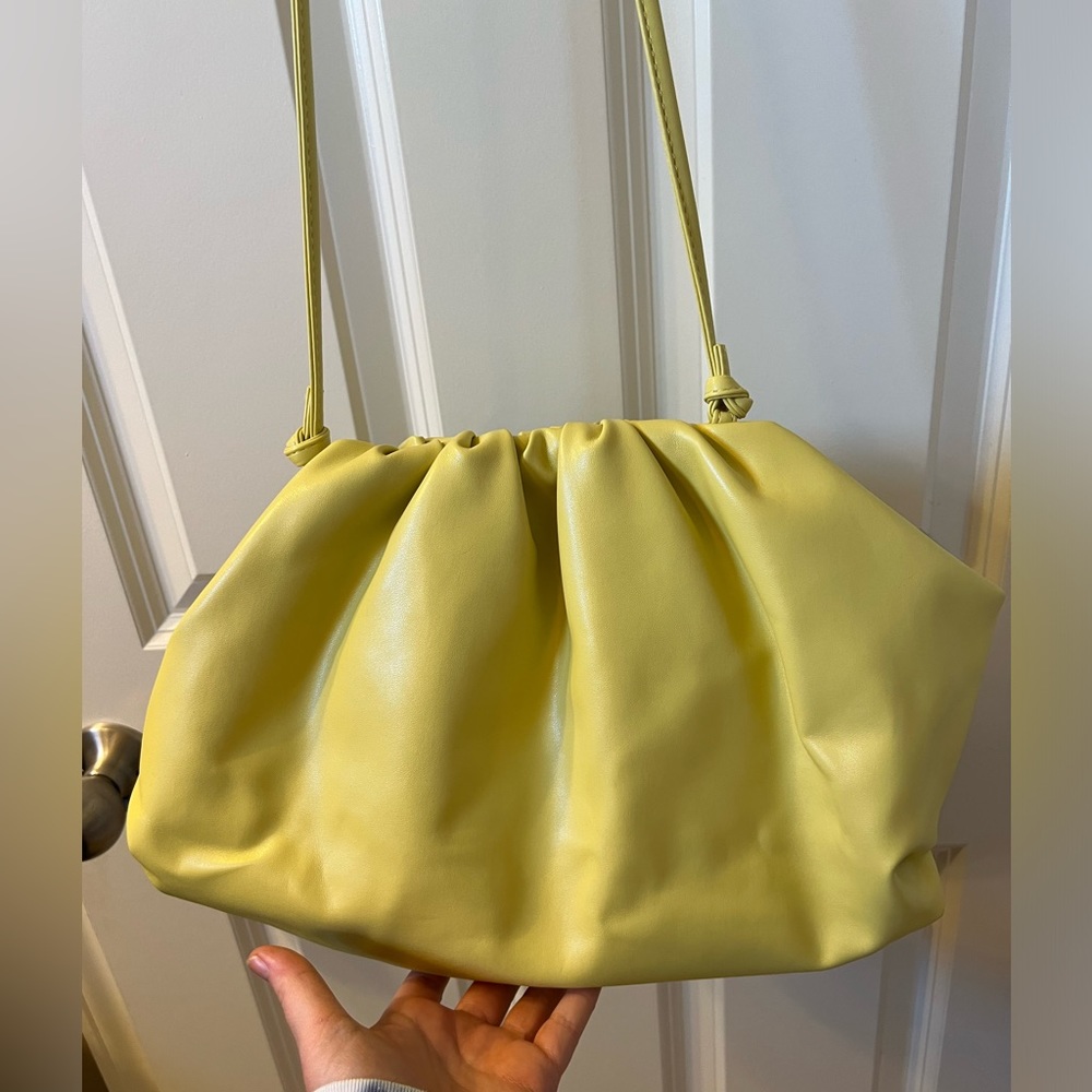 The Drop-Bag with strap-OS